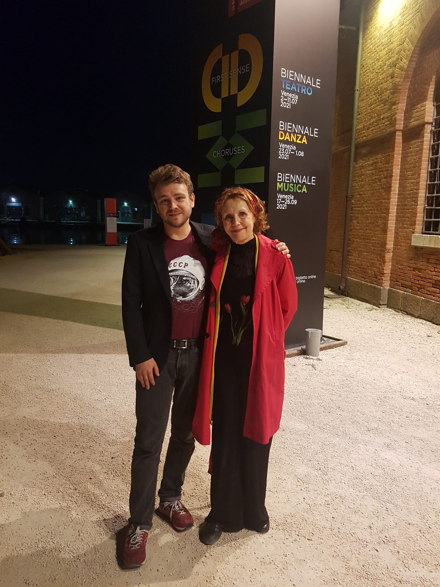Kaija Saariaho et Aleksi Barrière à la Biennale de Venise le 24 septembre 2021 pour la création de Reconnaissance